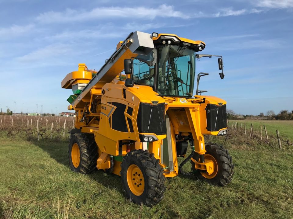 NEW GX9 Series Grape Harvester - Lakeview Vineyard Equipment